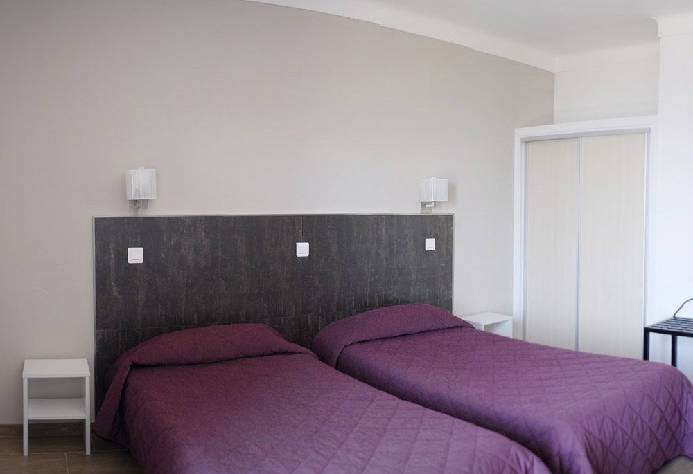 Hotel Les Eucalyptus Порто-Полло Экстерьер фото